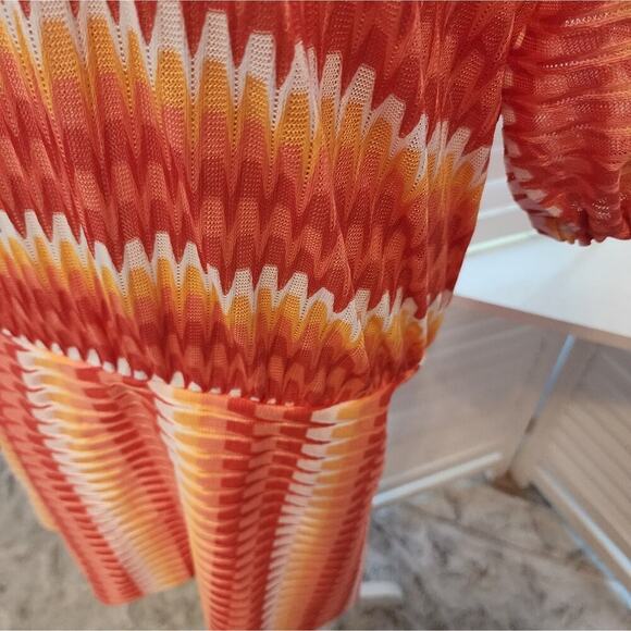 TRINA TURK SUNRAY TURNIC SIZE XS - Picture 5 of 9